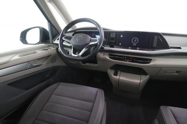 Volkswagen Multivan image 9