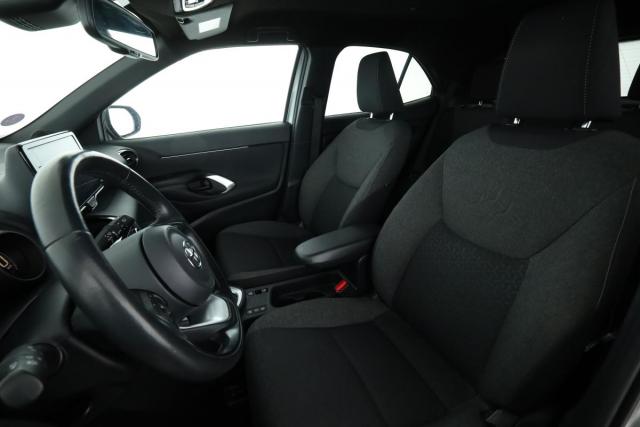 Toyota Yaris Cross image 9