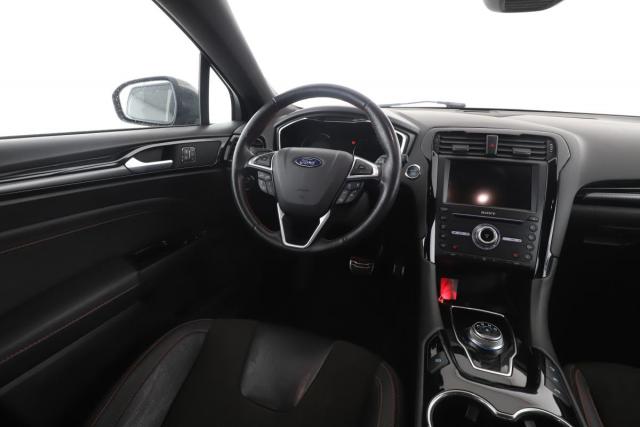 Ford Mondeo image 2