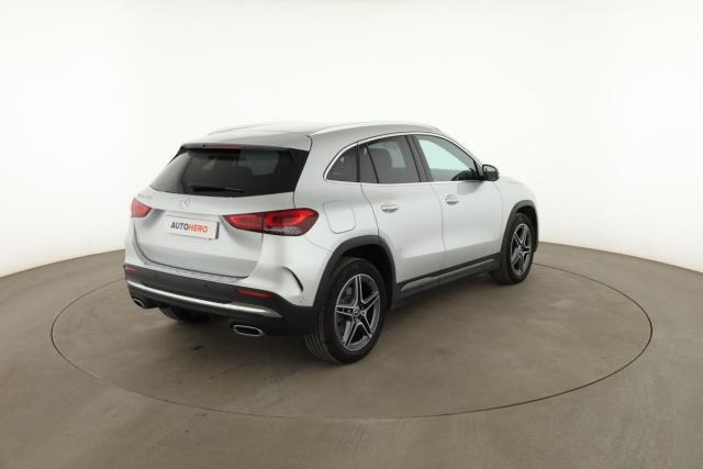 Mercedes Benz Gla image 1
