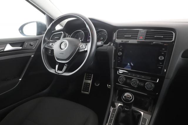 Volkswagen Golf image 3