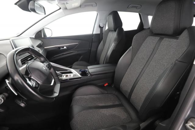 Peugeot 3008 image 3