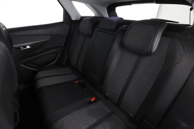 Peugeot 3008 image 1