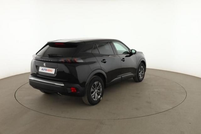 Peugeot 2008 image 8