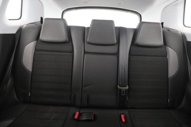 Peugeot 2008 image 1