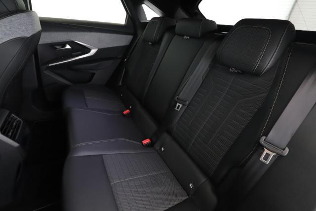Peugeot 3008 image 1