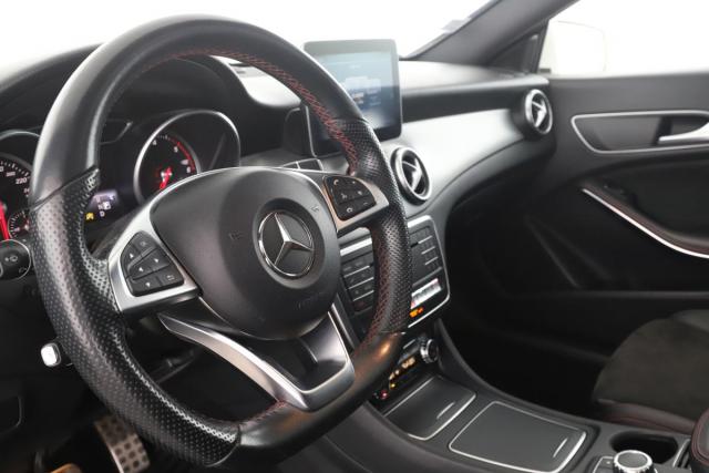 Mercedes Benz Cla Shooting Brake image 8