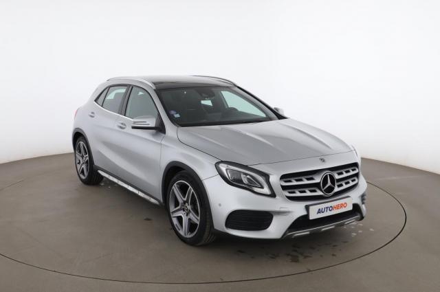 Mercedes Benz Gla image 8