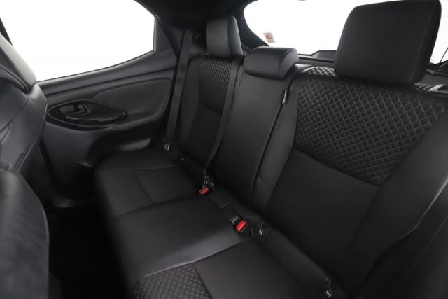 Toyota Yaris image 2