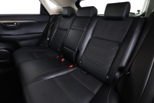 Lexus Nx image 7