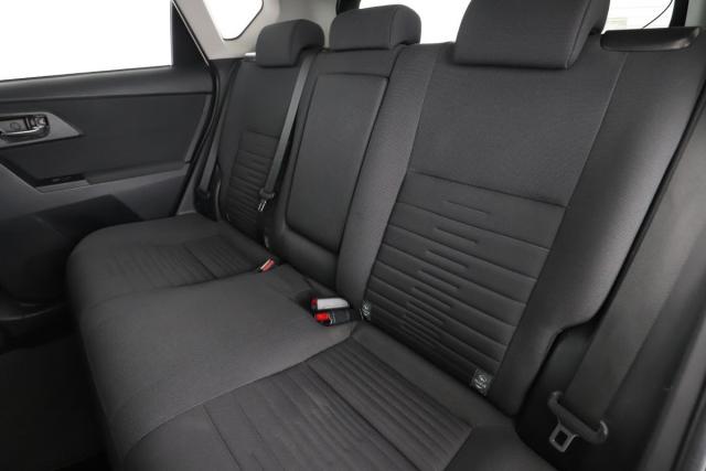 Toyota Auris image 9