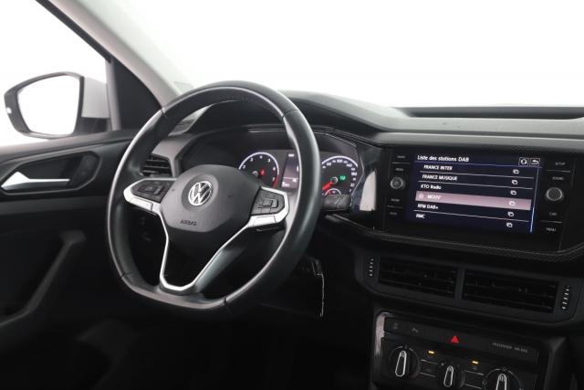 Volkswagen T-Cross image 9