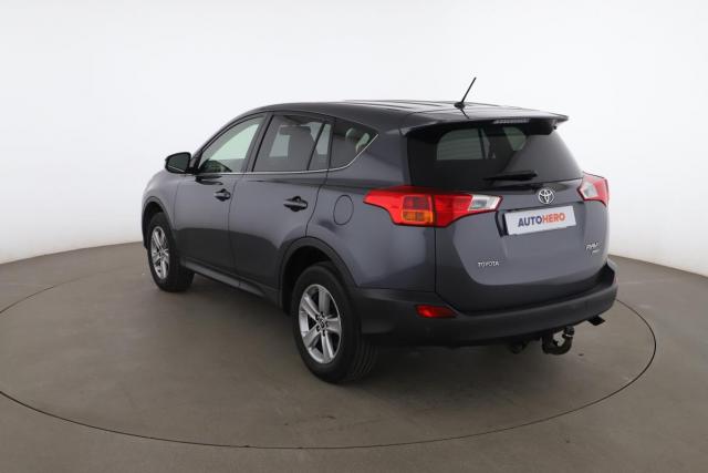 Toyota Rav4 image 8