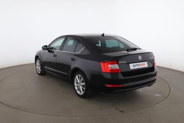 Skoda Octavia image 6