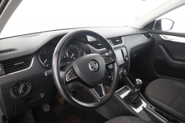 Skoda Octavia image 3