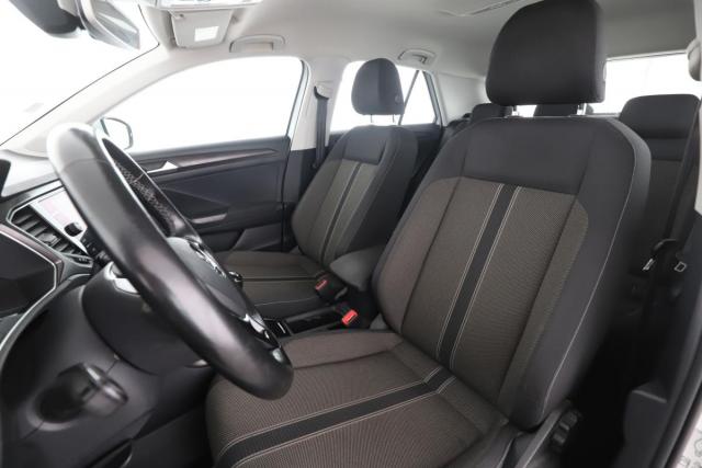 Volkswagen T-Roc image 4