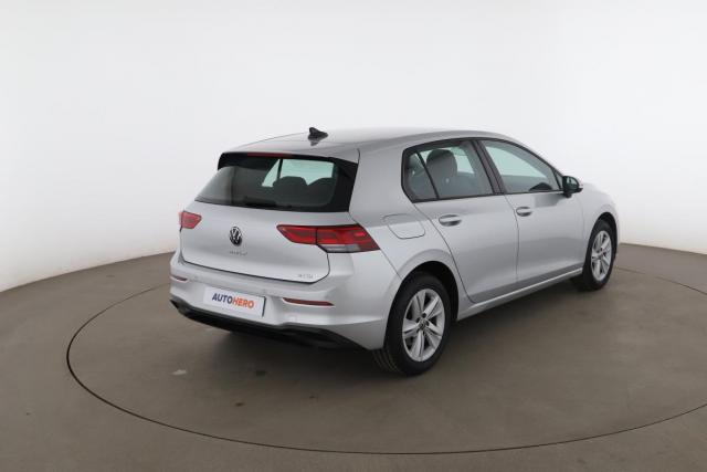 Volkswagen Golf image 4