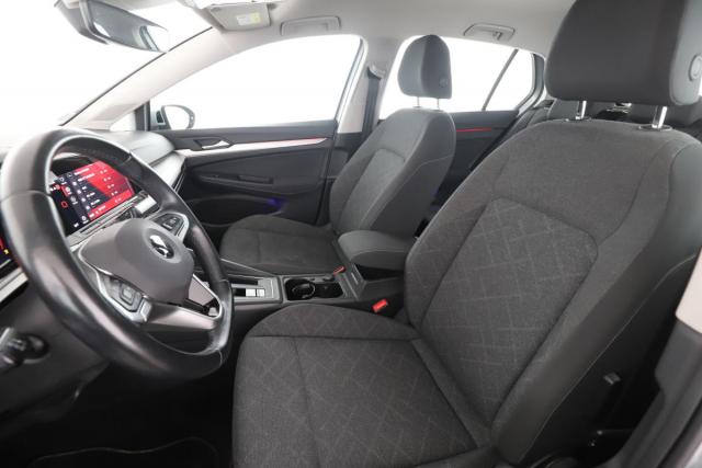 Volkswagen Golf image 7