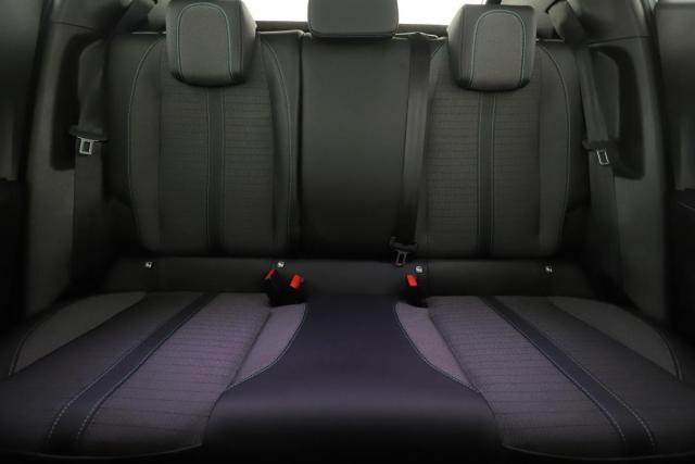 Peugeot 2008 image 9