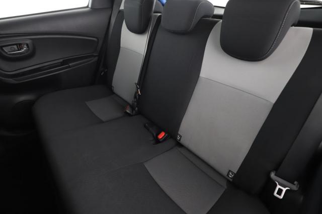 Toyota Yaris image 2