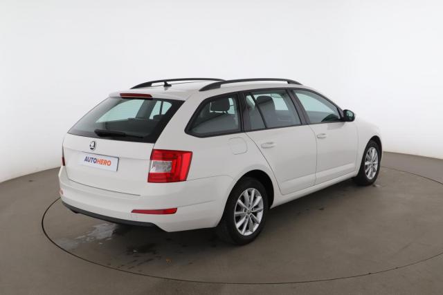 Skoda Octavia image 1