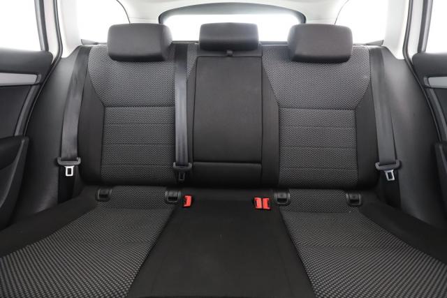 Skoda Octavia image 2