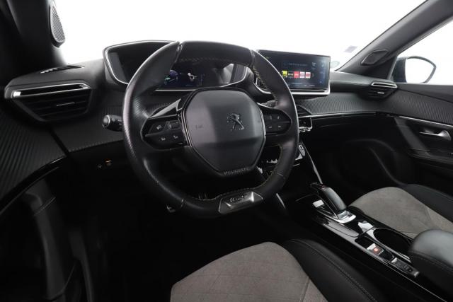 Peugeot 2008 image 1