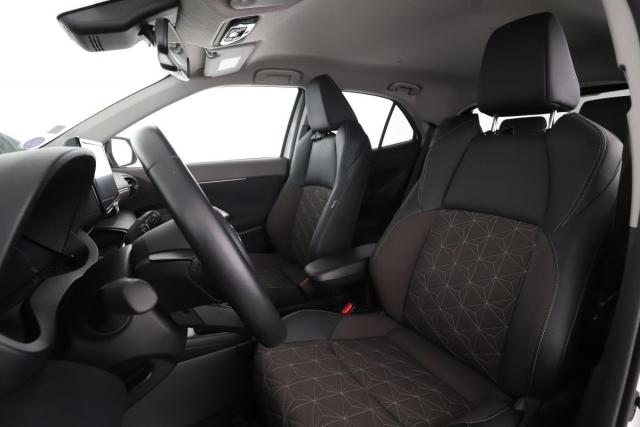 Toyota Yaris Cross image 2