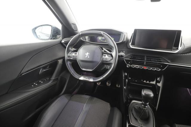 Peugeot 2008 image 4