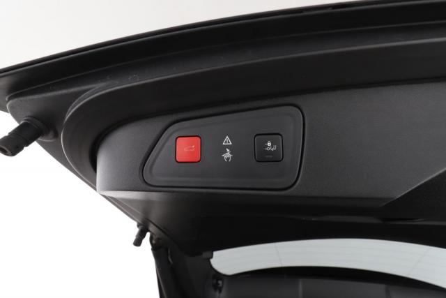 Peugeot 3008 image 2