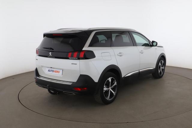 Peugeot 5008 image 6