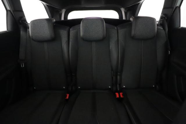 Peugeot 5008 image 3