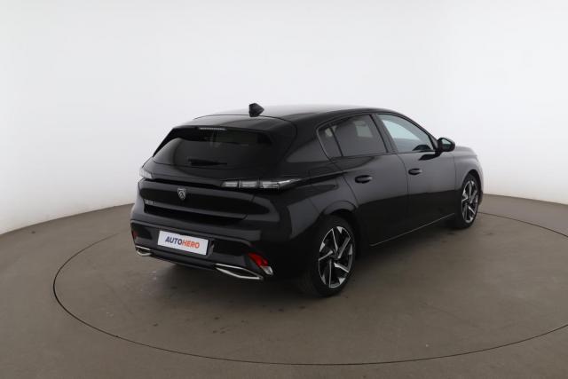 Peugeot 308 image 9