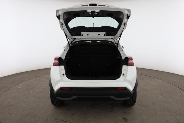 Nissan Juke image 7