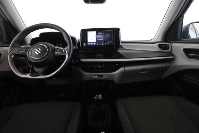 Suzuki Swift image 9