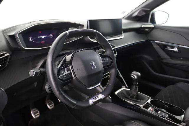 Peugeot 208 image 4