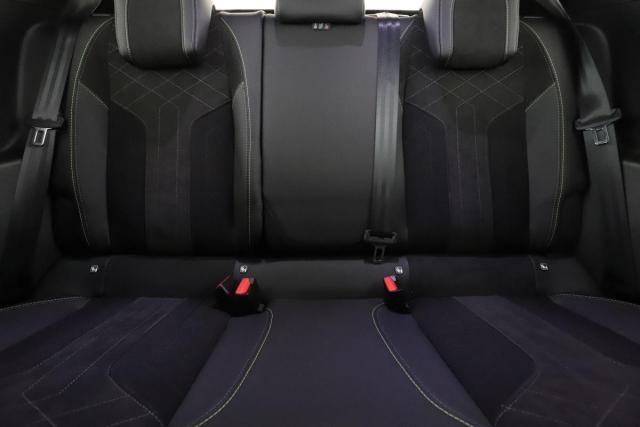Peugeot 208 image 3