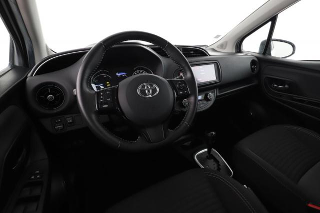 Toyota Yaris image 7
