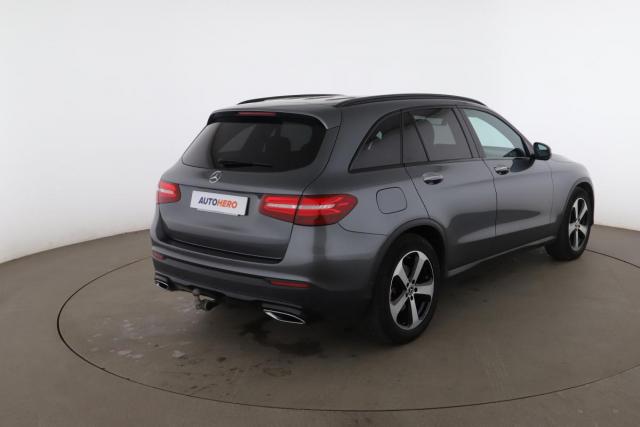 Mercedes Benz Glc image 4