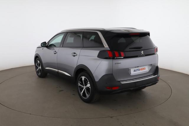 Peugeot 5008 image 8