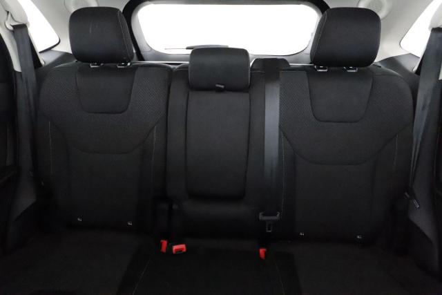 Ford Edge image 9