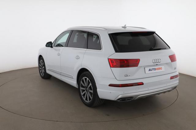 Audi Q7 image 4