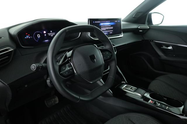 Peugeot 2008 image 6