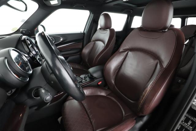Mini Clubman image 5