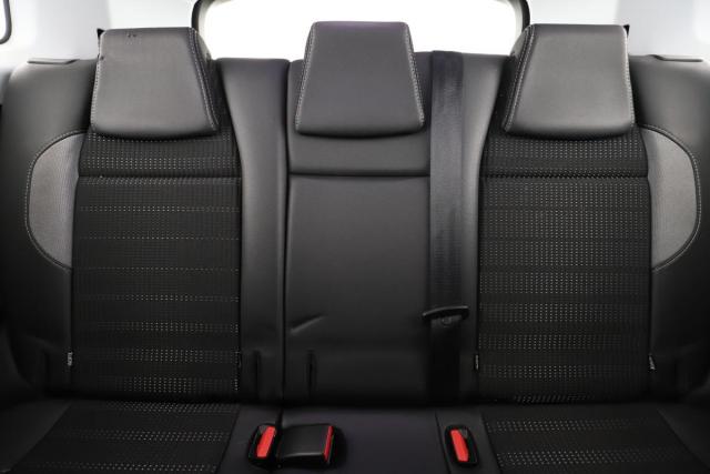 Peugeot 2008 image 5
