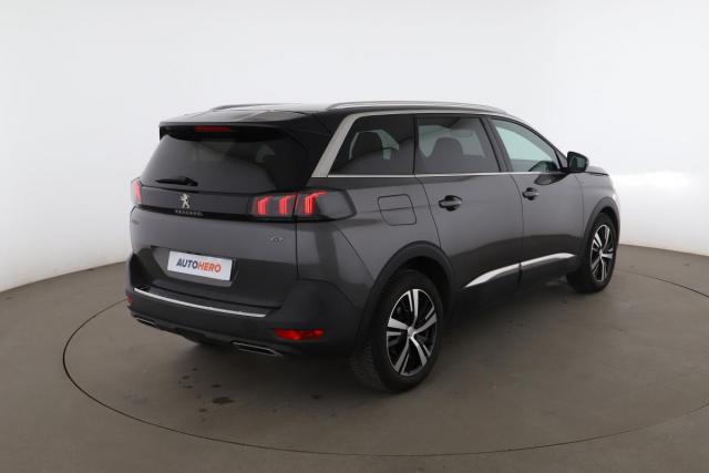 Peugeot 5008 image 9