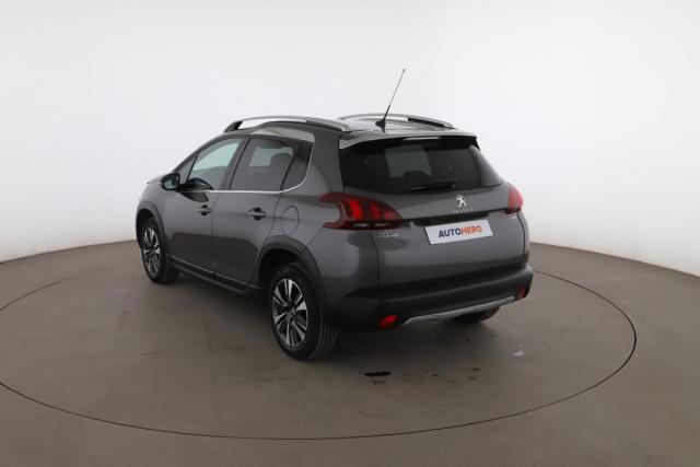 Peugeot 2008 image 6
