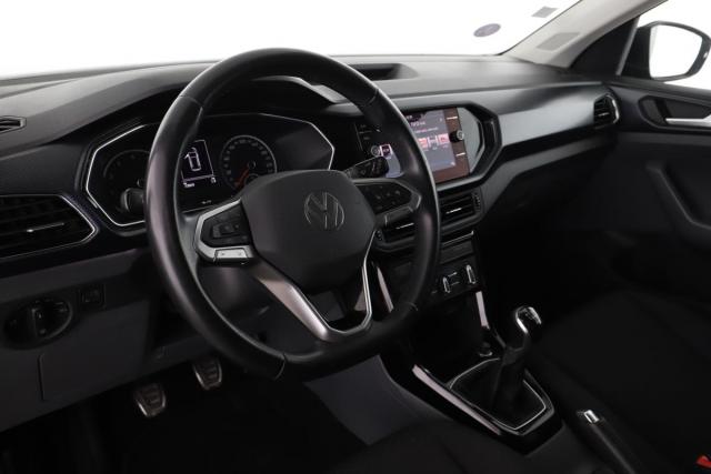 Volkswagen T-Cross image 8