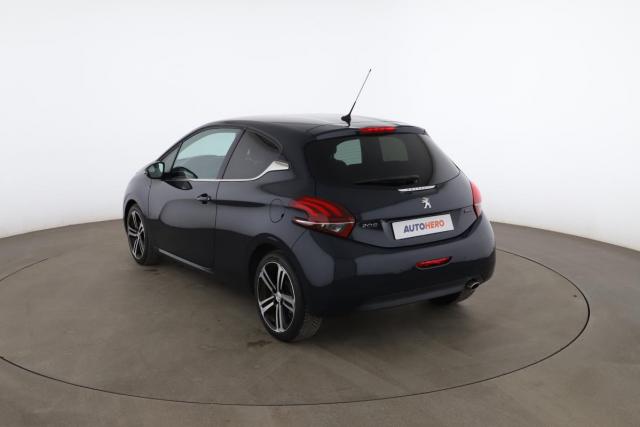 Peugeot 208 image 4