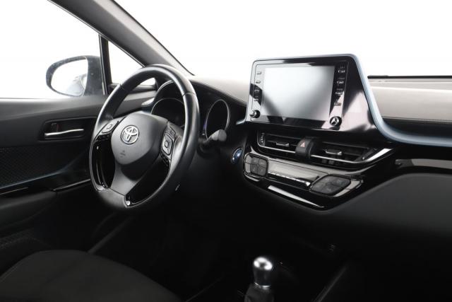Toyota C-Hr image 5